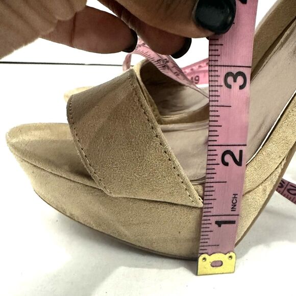 QUPID Womens Shoes Size 6 Fringe Ankle Open Toe Taupe Zip Closure Platform Heels - Picture 12 of 16